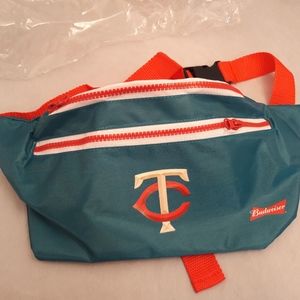 Minnesota Twins Fanny Pack Bag with Beer opener.
